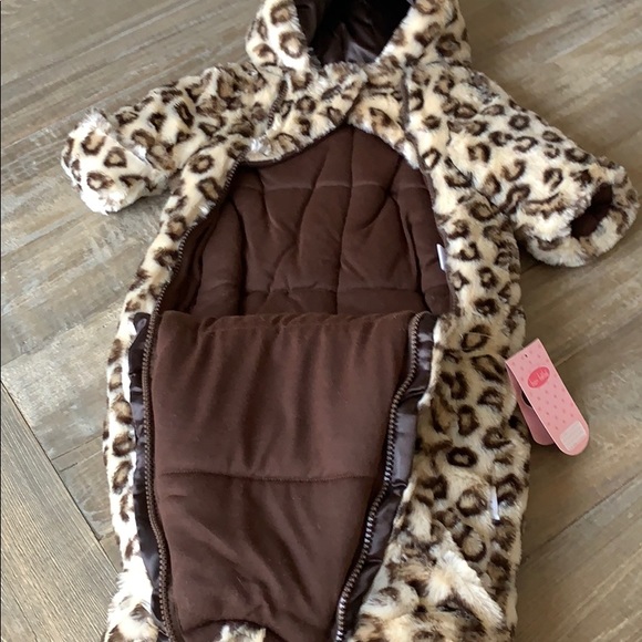 Leopard print faux fur snowsuit - Picture 5 of 7